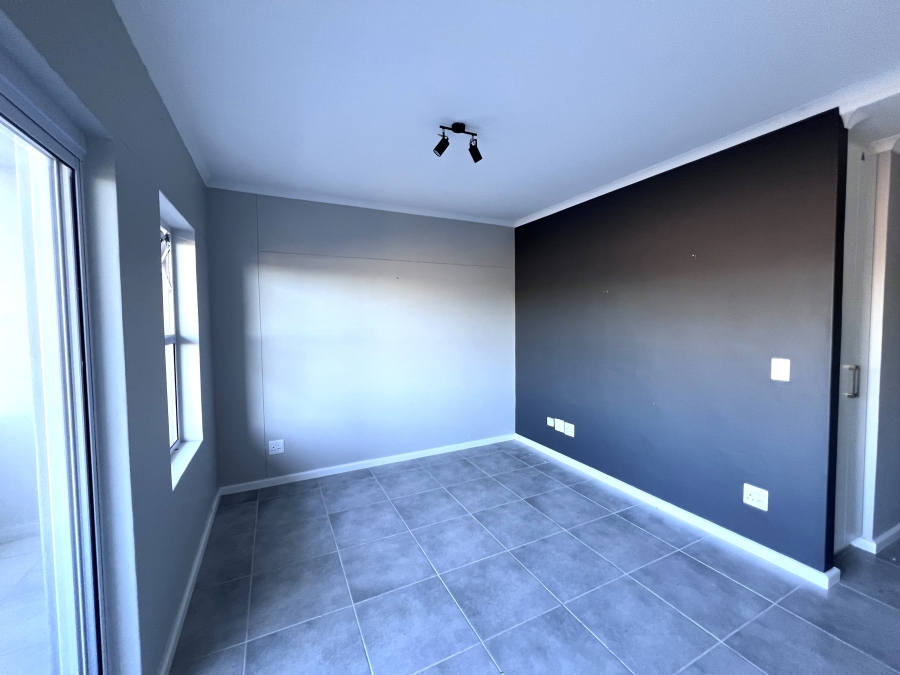 To Let 1 Bedroom Property for Rent in Table View Western Cape